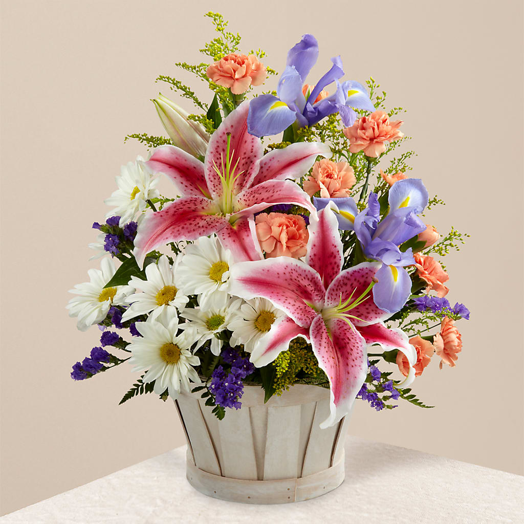 The Wondrous Nature Bouquet – GIA'S GARDEN FLOWER SHOP INC, Bronx NY