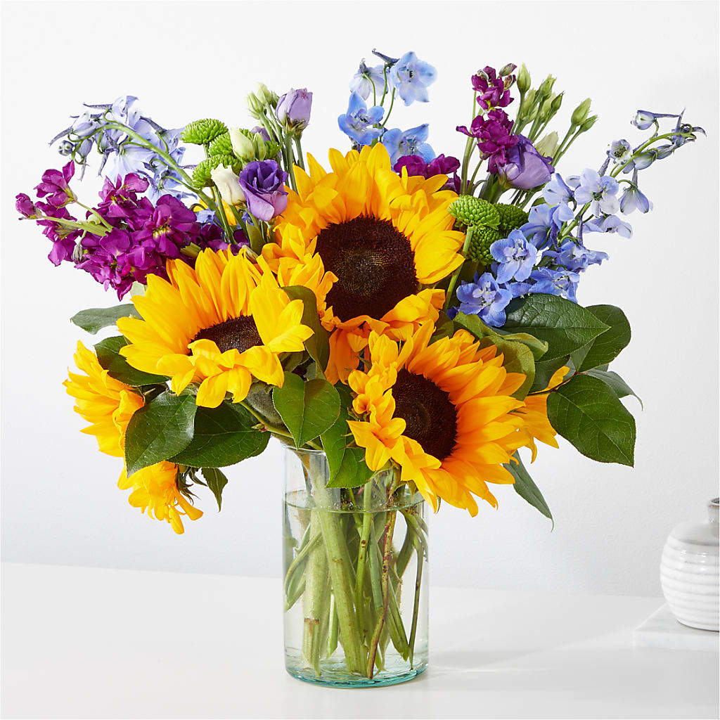 Catching Rays Bouquet – GIA'S GARDEN FLOWER SHOP INC, Bronx NY