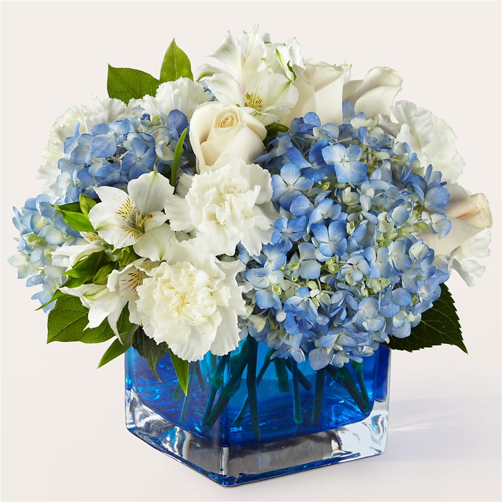 Soothing Waters Bouquet – GIA'S GARDEN FLOWER SHOP INC, Bronx NY