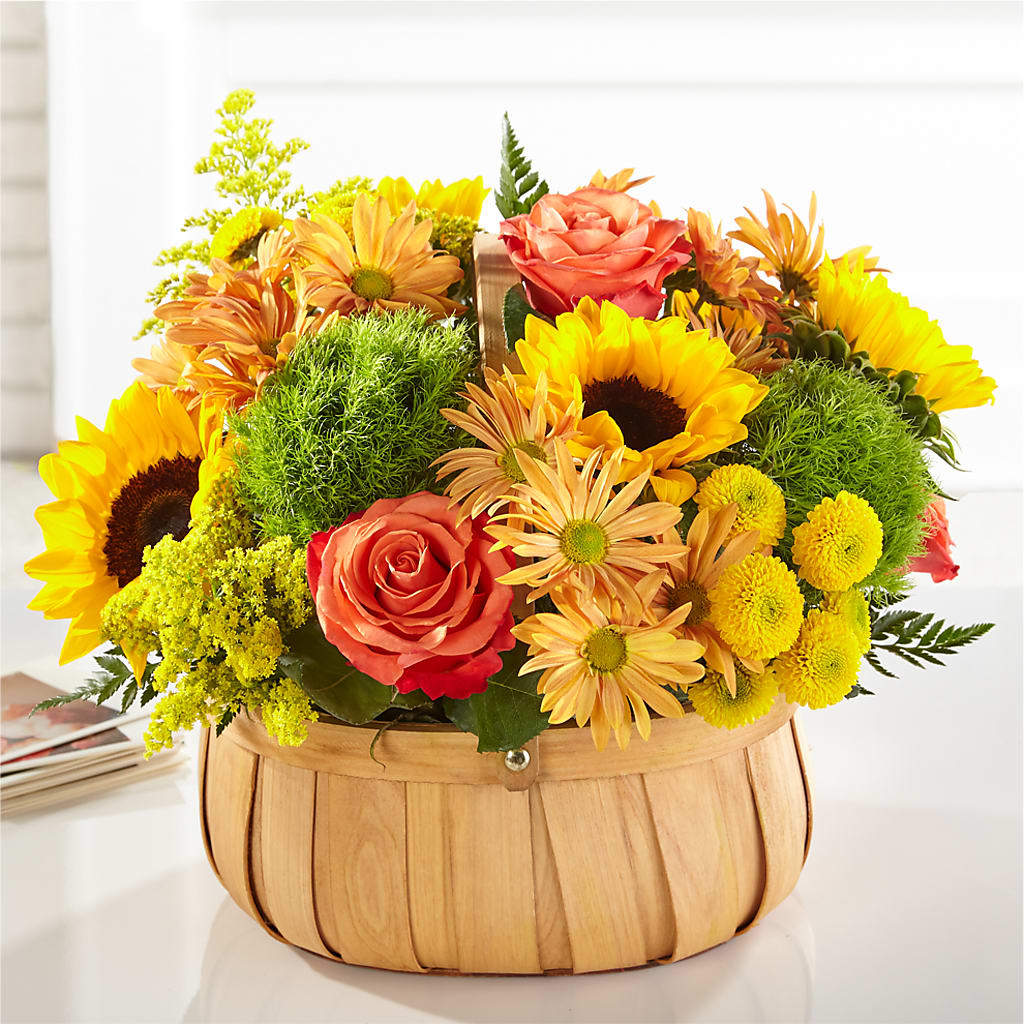 Harvest Sunflower Basket – GIA'S GARDEN FLOWER SHOP INC, Bronx NY