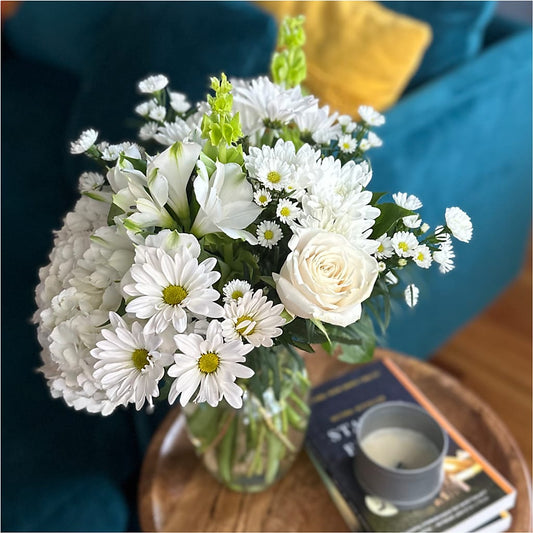 Classic Ivory – A Florist Original – GIA'S GARDEN FLOWER SHOP INC, Bronx NY
