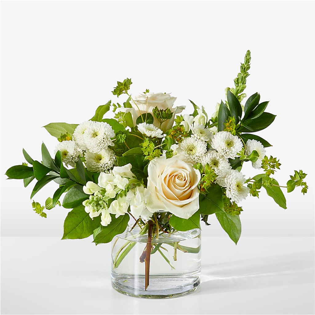 Hint of Vanilla Bouquet – GIA'S GARDEN FLOWER SHOP INC, Bronx NY