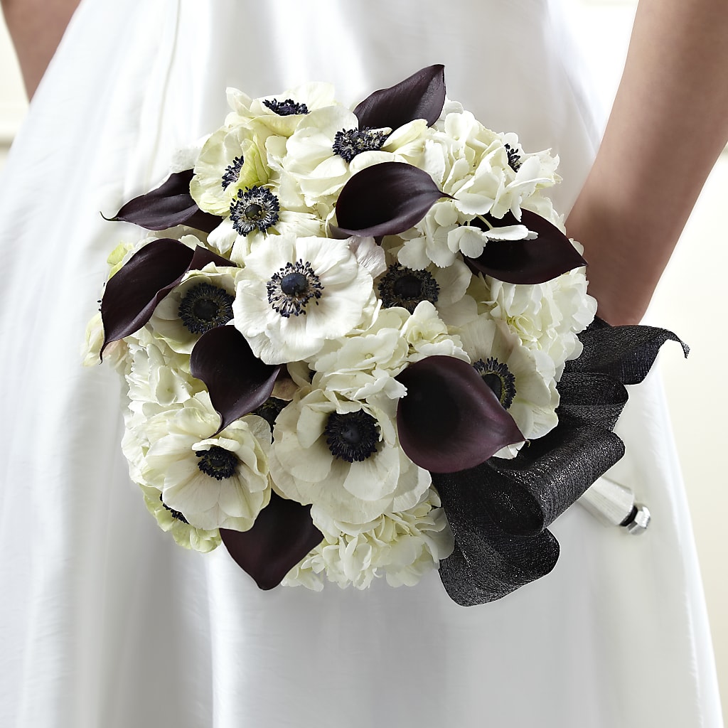 To Have and To Hold Bouquet – GIA'S GARDEN FLOWER SHOP INC, Bronx NY