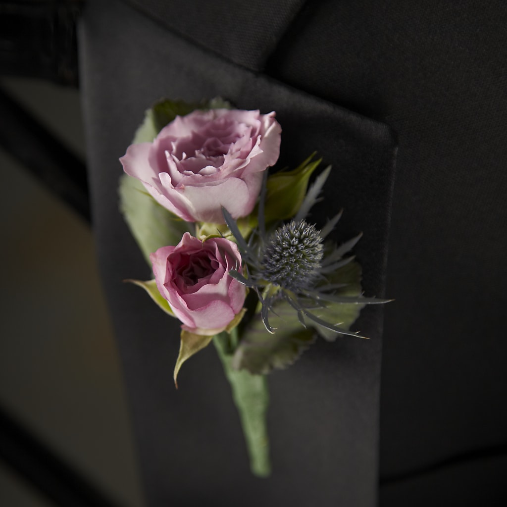Veronica Boutonniere – GIA'S GARDEN FLOWER SHOP INC, Bronx NY