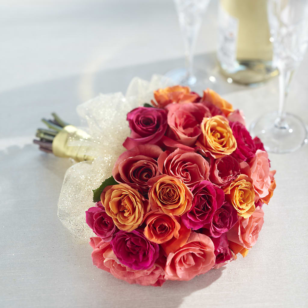 Sweet Roses Bouquet – GIA'S GARDEN FLOWER SHOP INC, Bronx NY