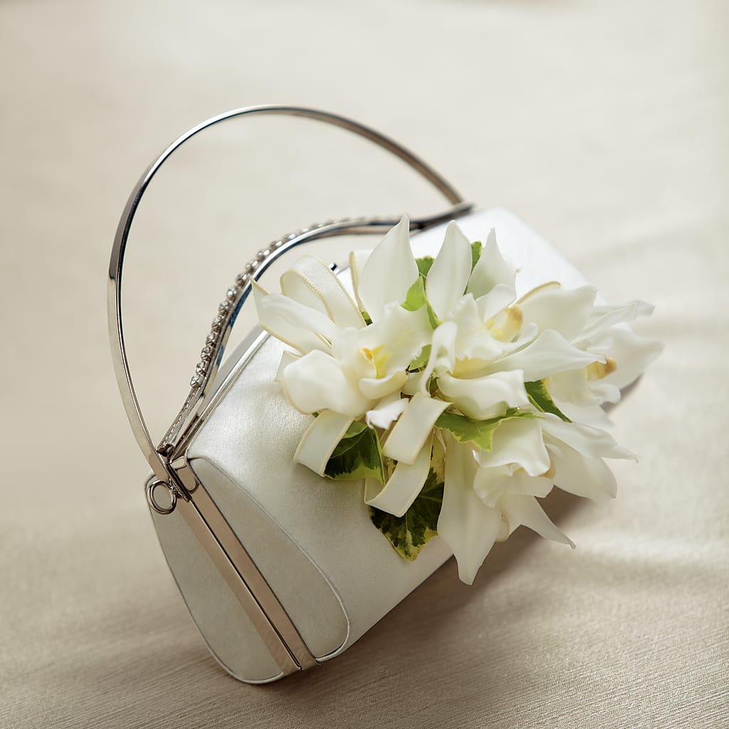 White Purse Decor – GIA'S GARDEN FLOWER SHOP INC, Bronx NY