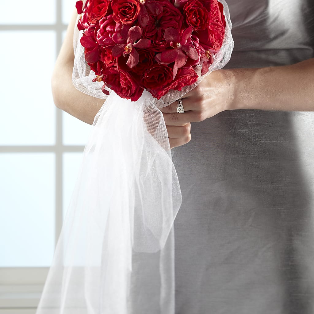 Desire Bouquet – GIA'S GARDEN FLOWER SHOP INC, Bronx NY