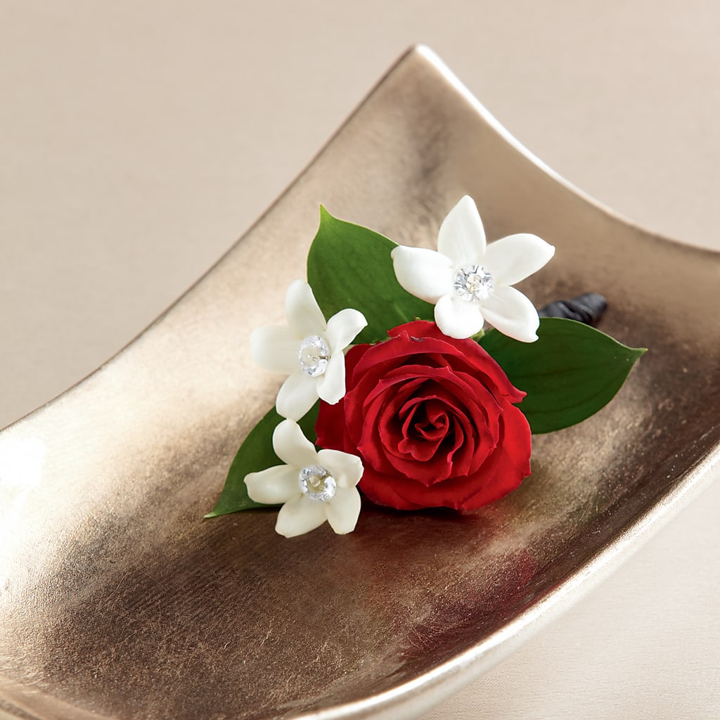 Poetry Boutonniere – GIA'S GARDEN FLOWER SHOP INC, Bronx NY