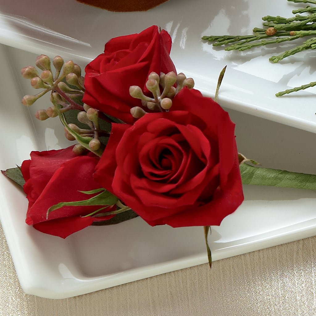 Red Spray Rose Boutonniere – GIA'S GARDEN FLOWER SHOP INC, Bronx NY