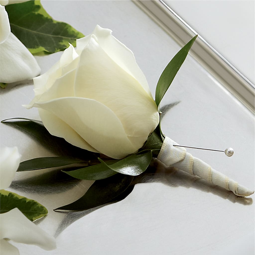 White Rose Boutonniere – GIA'S GARDEN FLOWER SHOP INC, Bronx NY