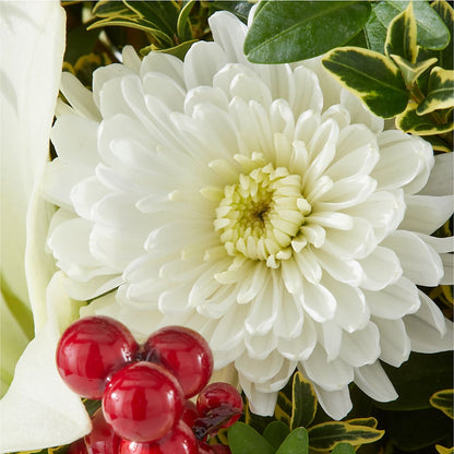 Festive Moments Tree – GIA'S GARDEN FLOWER SHOP INC, Bronx NY
