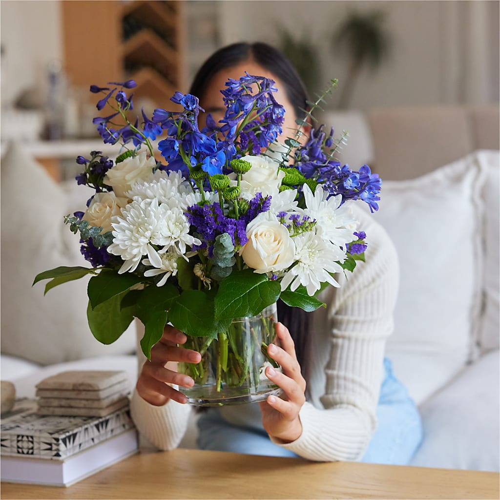 Cerulean Waves Bouquet – GIA'S GARDEN FLOWER SHOP INC, Bronx NY
