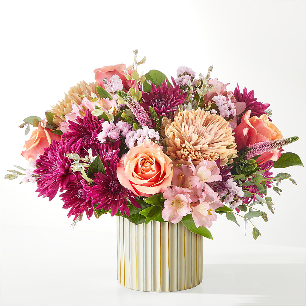 Berry Cobbler Bouquet with Ivory Vase – GIA'S GARDEN FLOWER SHOP INC, Bronx NY
