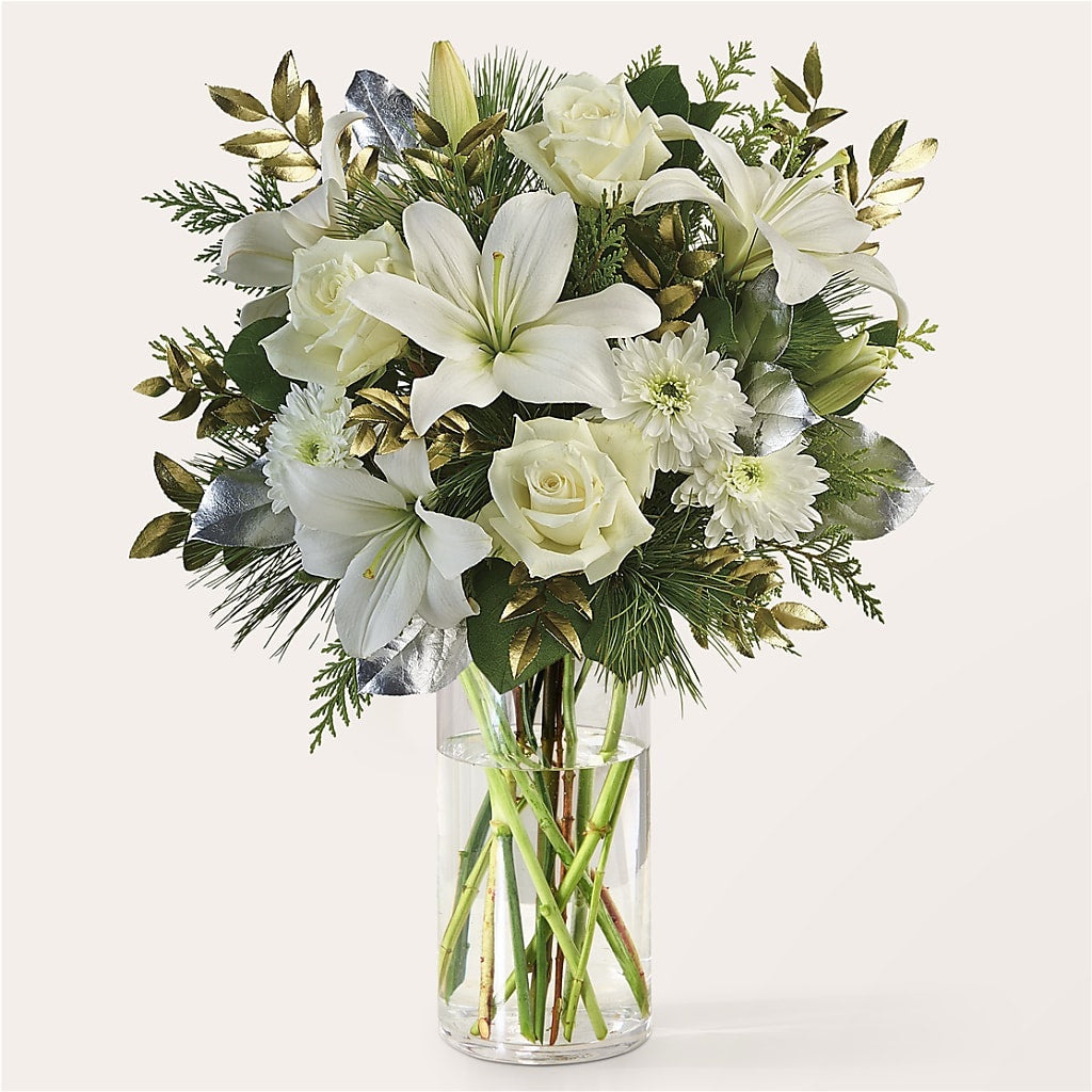 Wintry Mix Bouquet – GIA'S GARDEN FLOWER SHOP INC, Bronx NY