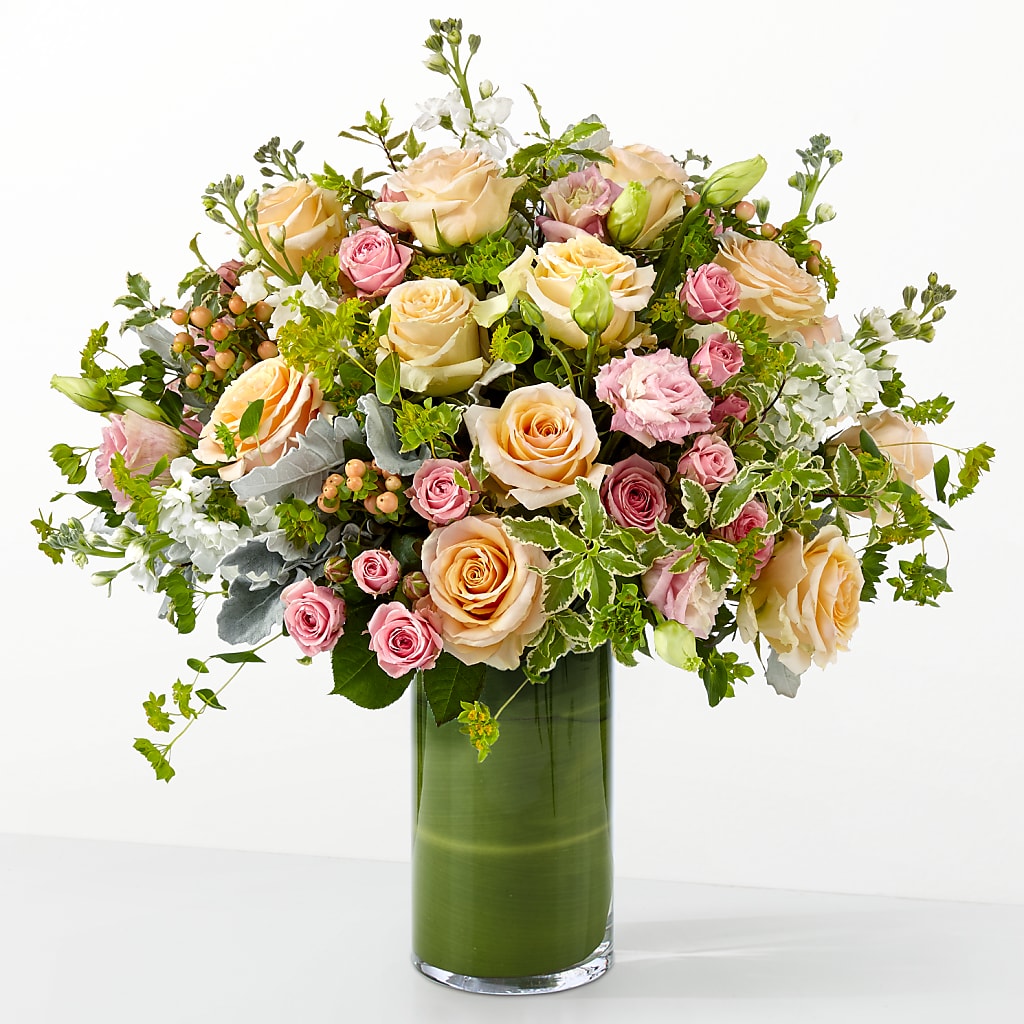 The Glamour Shot – GIA'S GARDEN FLOWER SHOP INC, Bronx NY