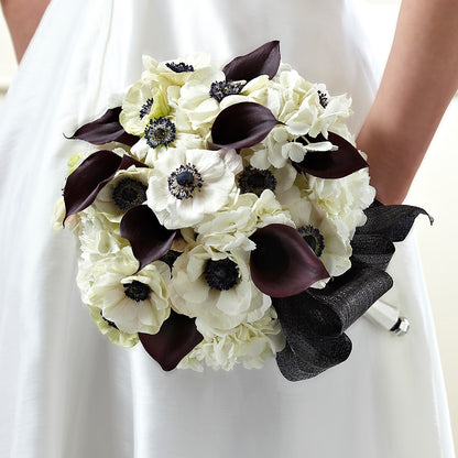 To Have and To Hold Bouquet – GIA'S GARDEN FLOWER SHOP INC, Bronx NY