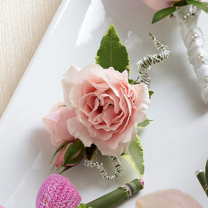 Pink Spray Rose Boutonniere – GIA'S GARDEN FLOWER SHOP INC, Bronx NY
