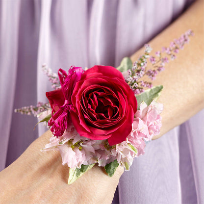 Rose Charm Corsage – GIA'S GARDEN FLOWER SHOP INC, Bronx NY