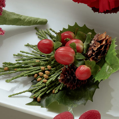 Red Berry Boutonniere – GIA'S GARDEN FLOWER SHOP INC, Bronx NY